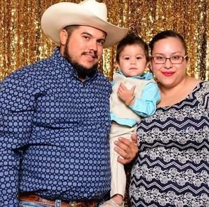 Meet your Posher, Cleofas